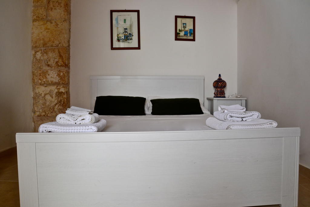 La Violetta Ostuni Apartment Room photo